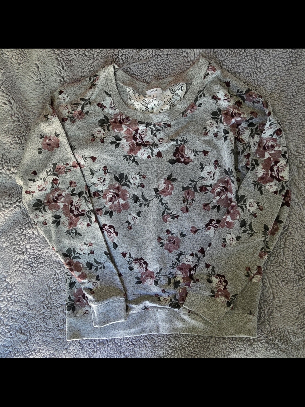 Ardene Gray Crewneck Sweater with Rose Floral Print